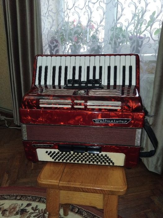 Продам німецький акордеон Weltmeister