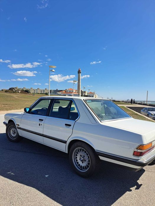 BMW 520i 2.0 (E28)