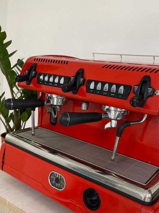 Кавомашина/кавоварка  професійна в оренду La Spaziale 2 кіловата