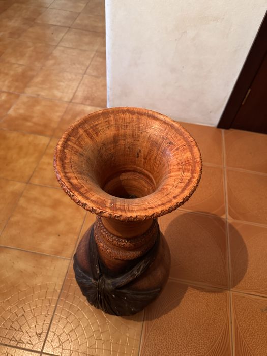 Vaso de ceramica para decoração