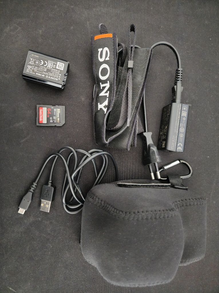 Kit Mirrorless Sony A6300 + 16-50mm + acessórios