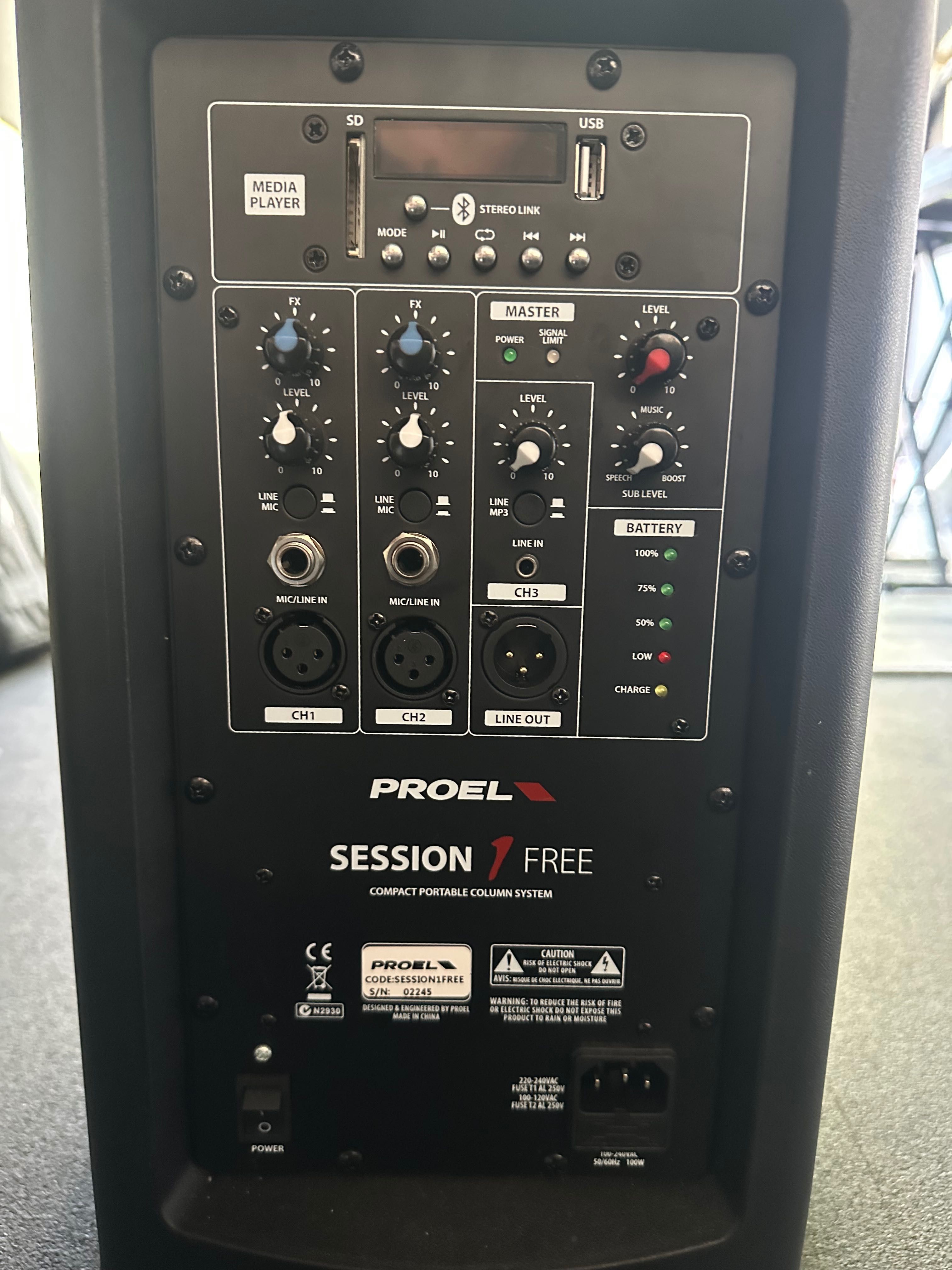 Proel SESSION1FREE Sistema PA a Bateria até 10h BT/SD/USB