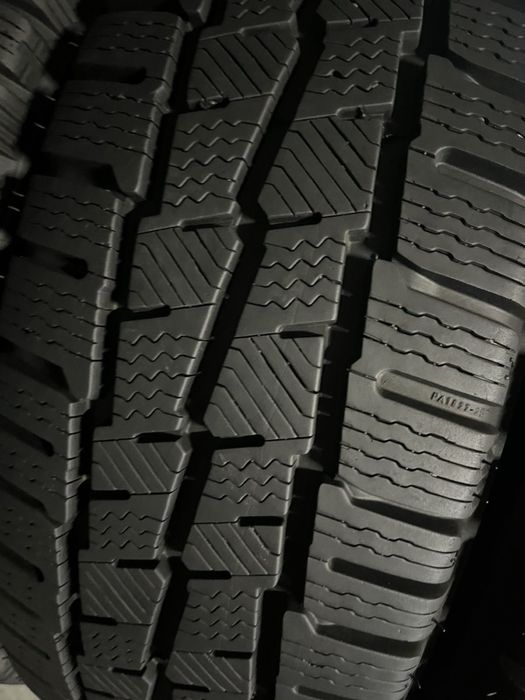215/65/16c R16c Michelin Agilis Alpin 4шт зима