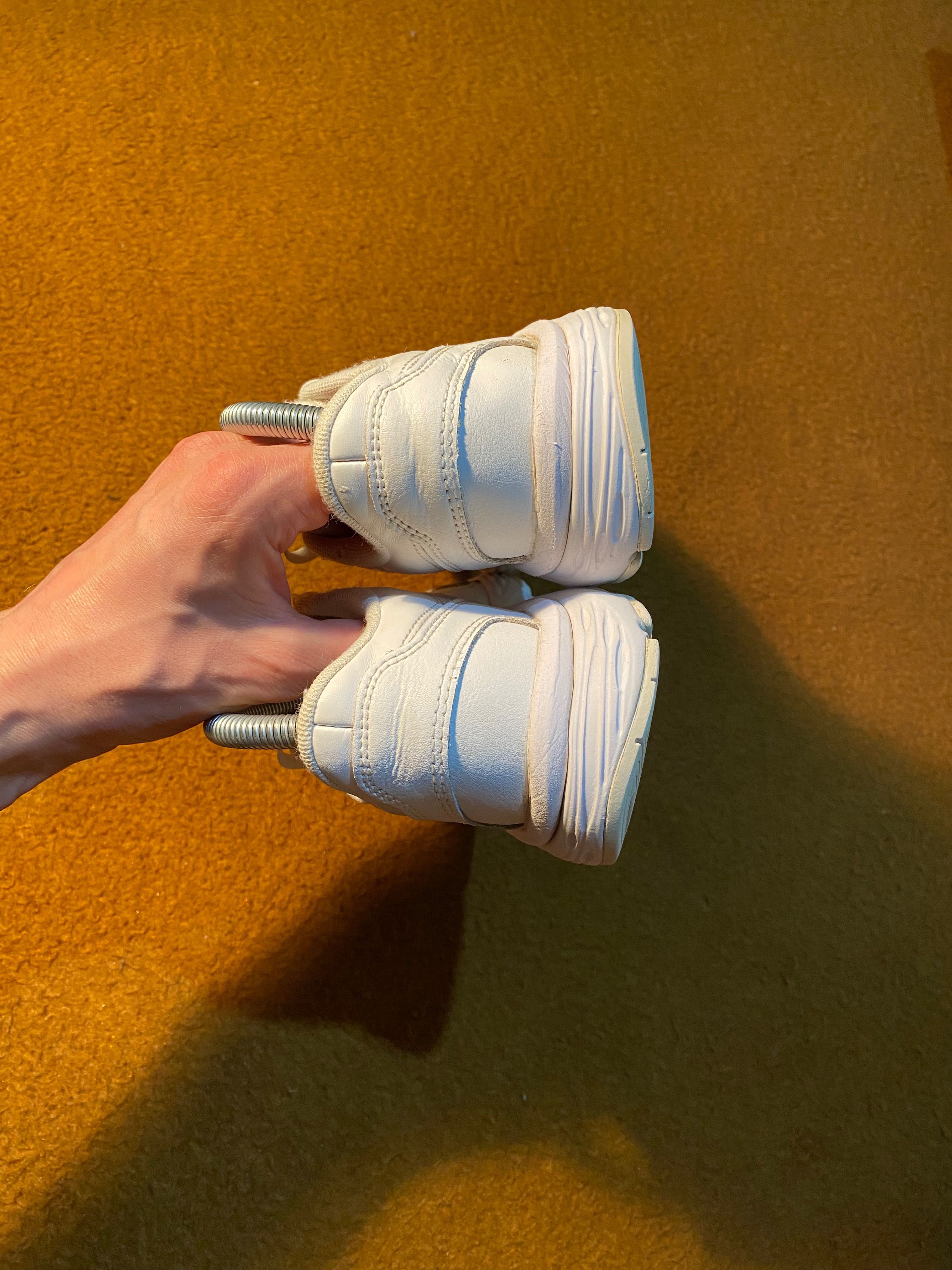 Белые кроссовки New Balance 680 nb | 39 размер 24,5см
