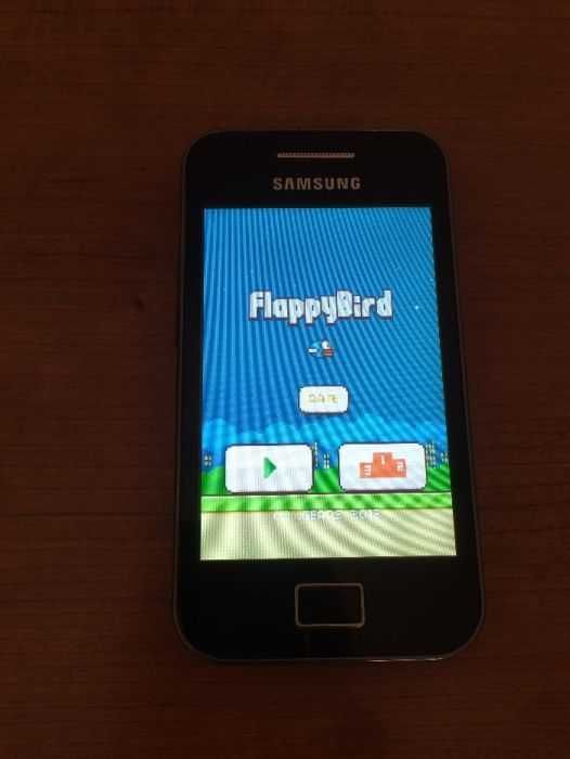 Samsung Galaxy Ace com Flappy Bird