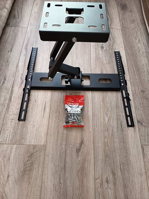 кріплення для телевізора