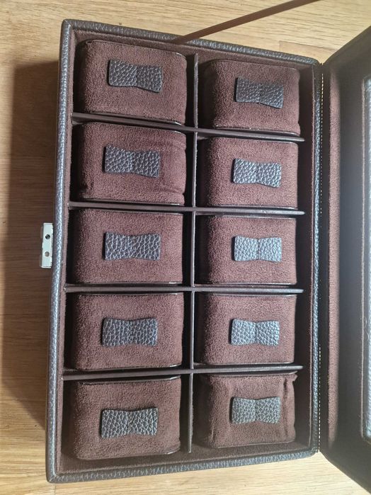 Caixa para 10 relógios