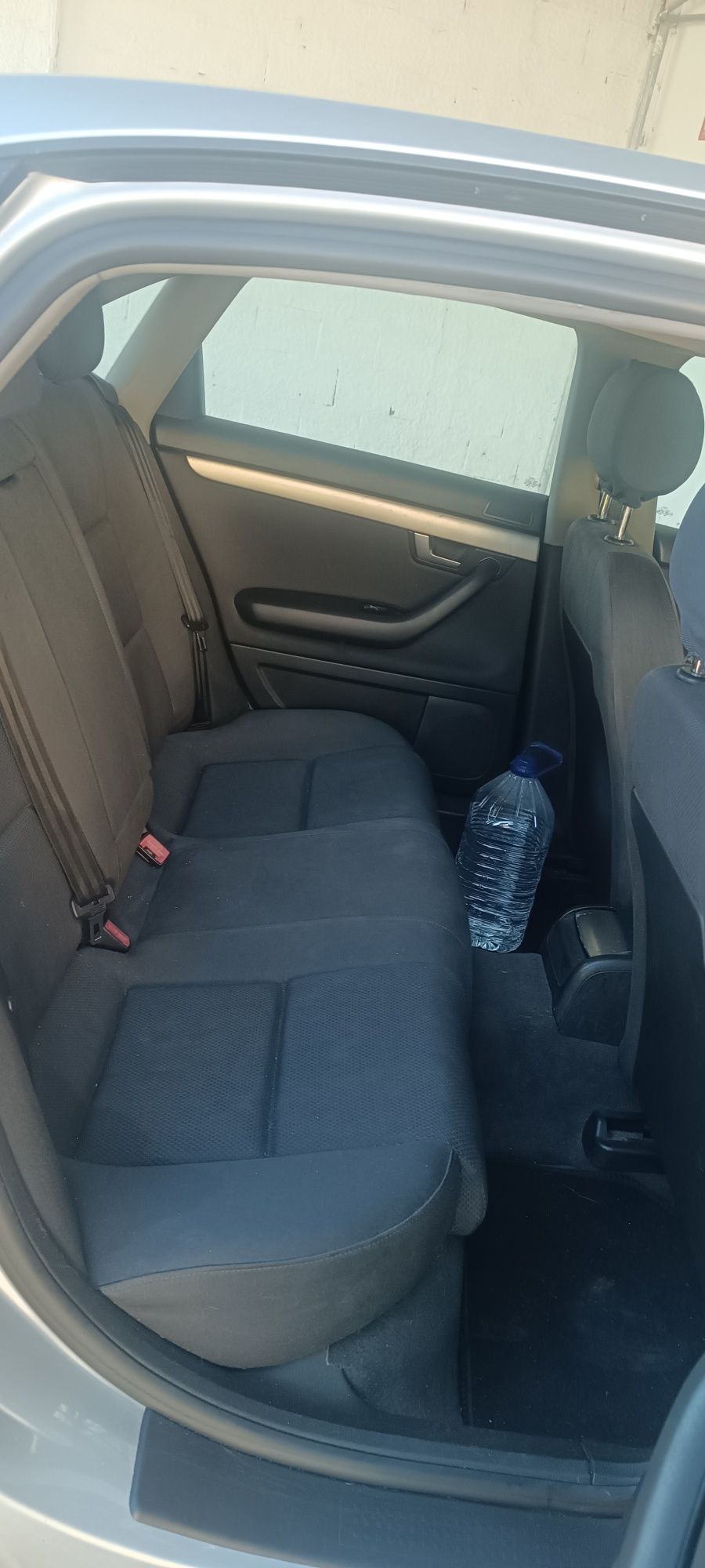 Vendo Audi A4 1.9 TDI