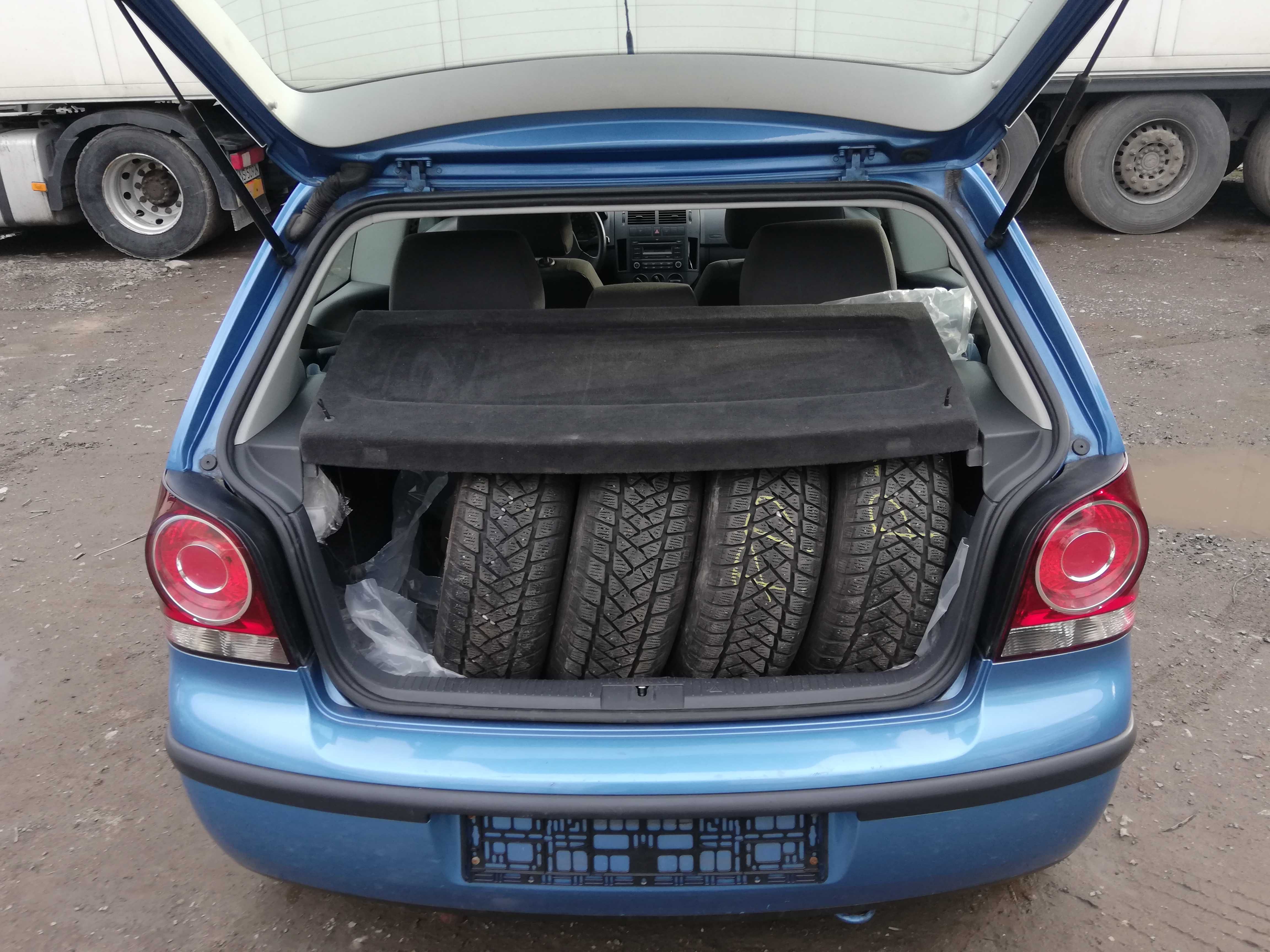 VW polo 1,4 benzyna ,AUTOMAT,alufelgi,klima,radio,koła zimowe,ksiażka