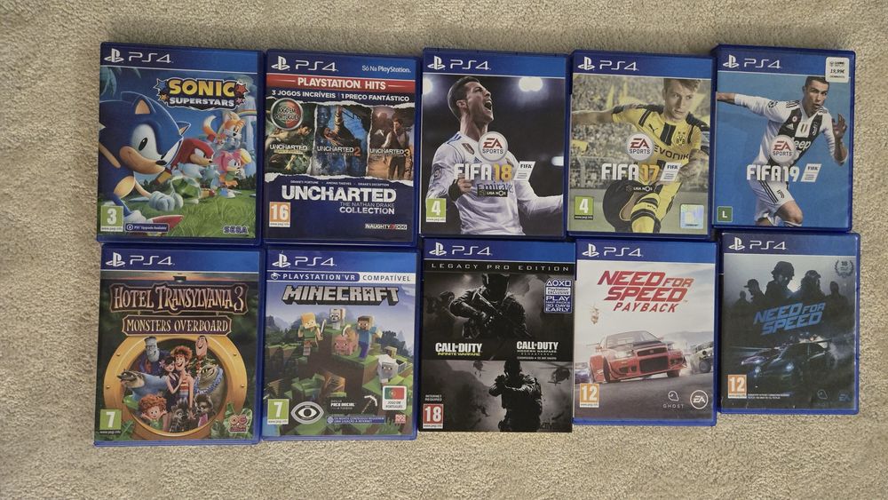 PS4 Pro 1Tb + 2 comandos + jogos