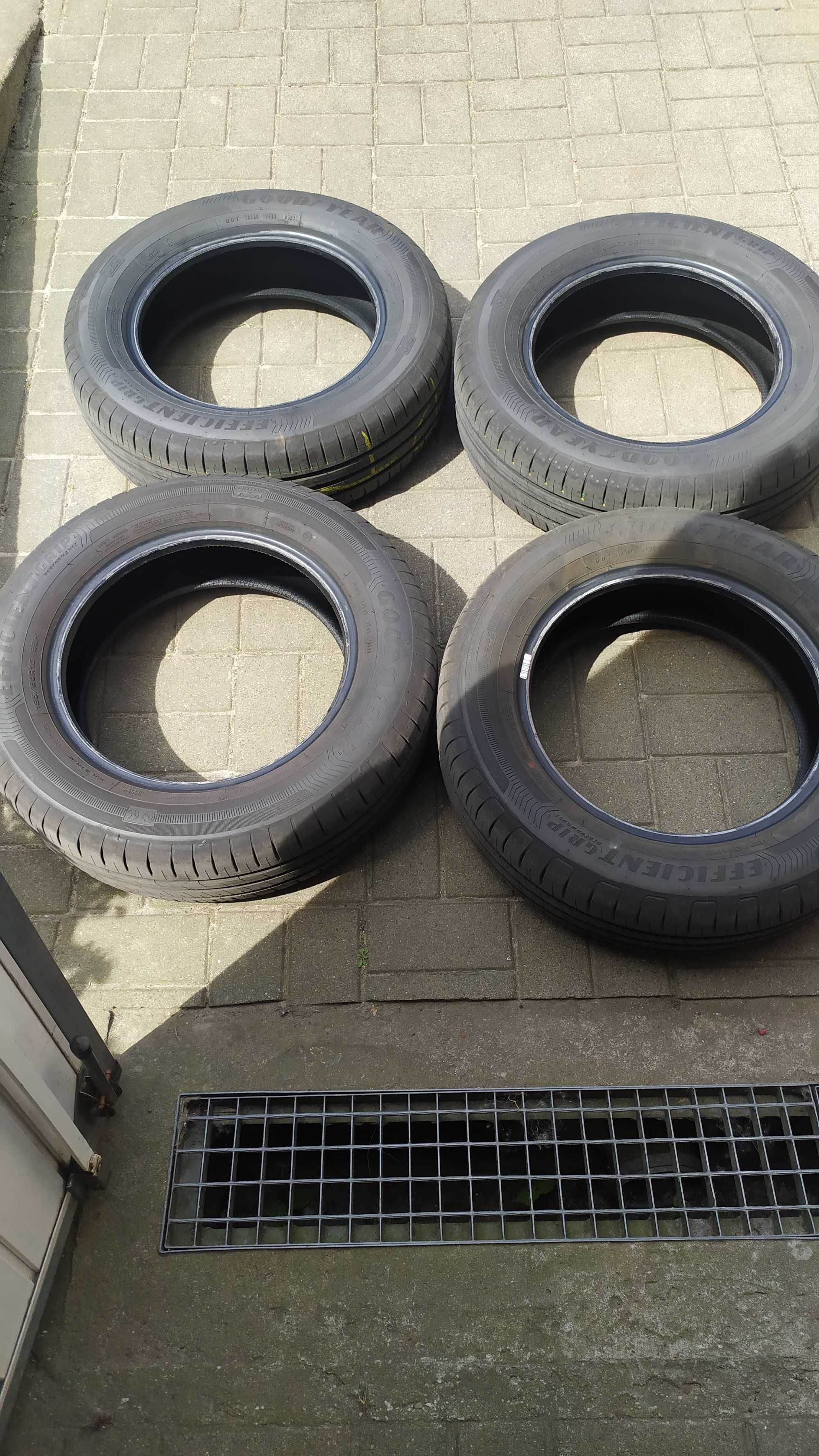 opony Goodyear 185/65R15 88H używane dwa dni. Letnie 4sztuki.