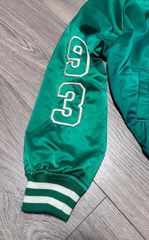 H&M 140 zielona kurtka bomberka zapinana na zatrzaski naszywka M