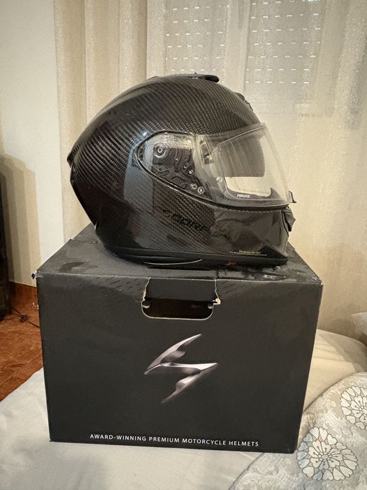 Capacete scorpion exo-1400 carbon