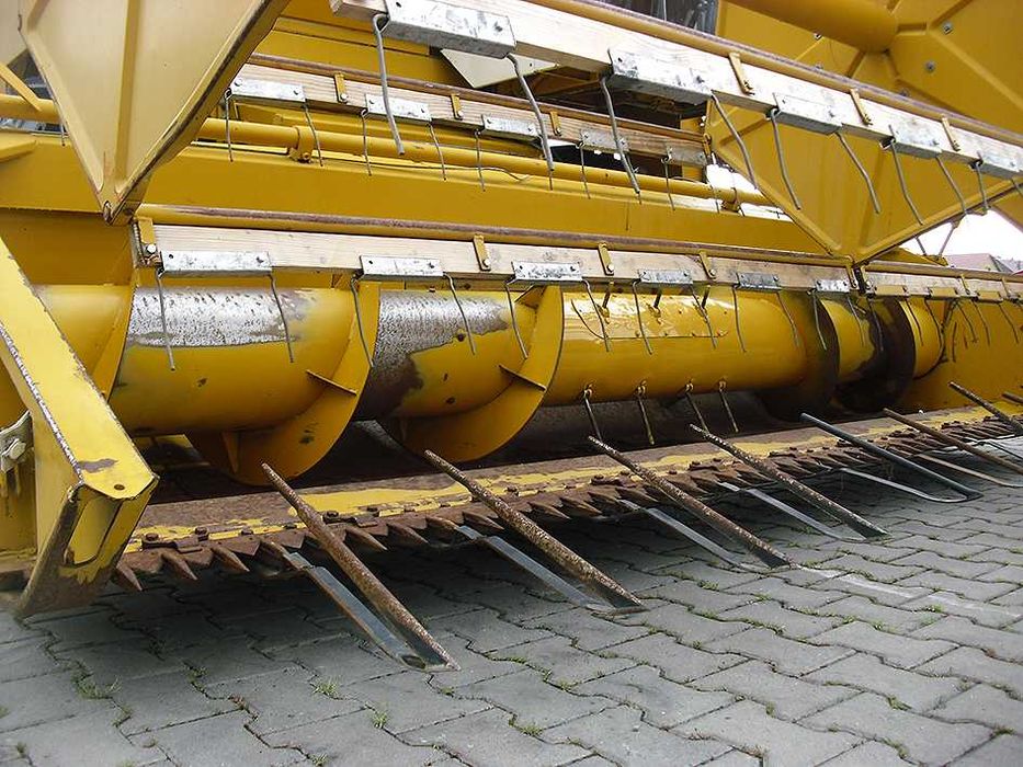 Зерноуборочный комбайн Sampo ROSENLEW 690