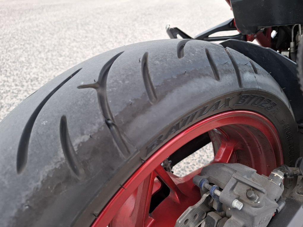 Kawasaki Z900 impecável de 11/23, 1500e em extras