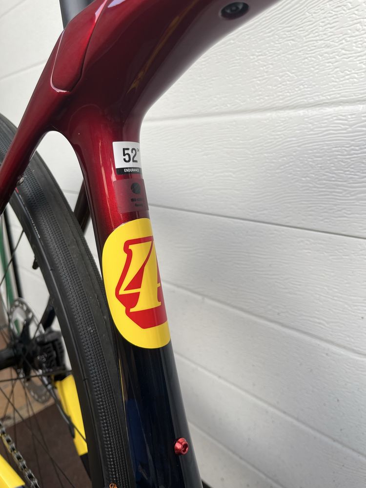 Rower Trek Domane SLR 7 Gen 4, r.52, Ultegra Di2, 12-speed, Gravel