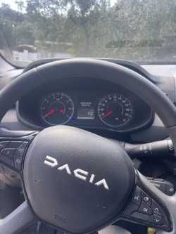 Vendo Dacia Bifuel de 2024