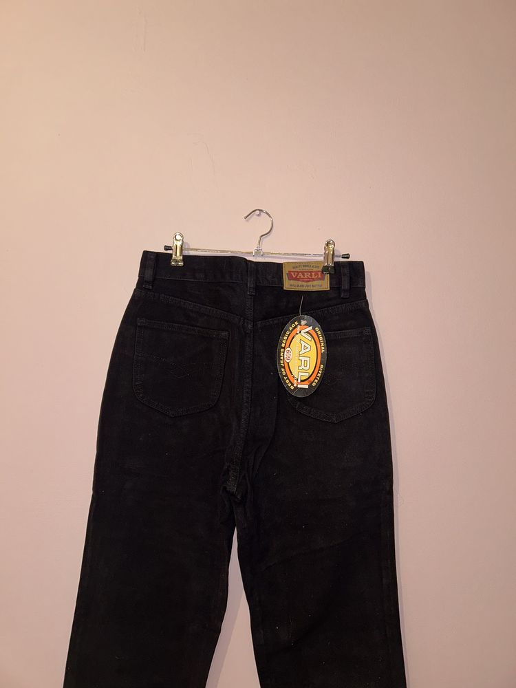 Чорний джинс , розмір 30