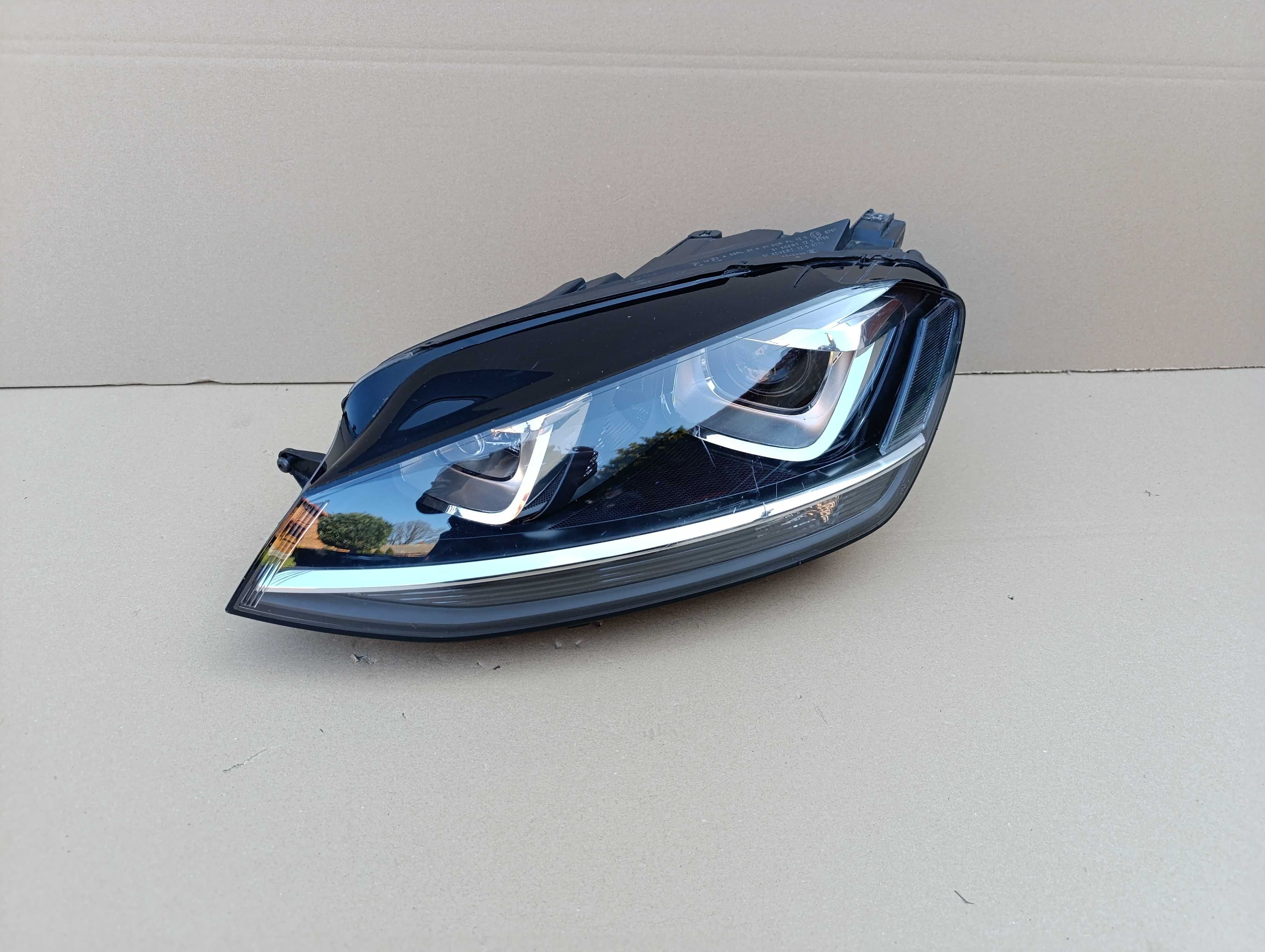 VW Golf VII lampa lewa przód przedni reflektor xenon 5G1.941.031