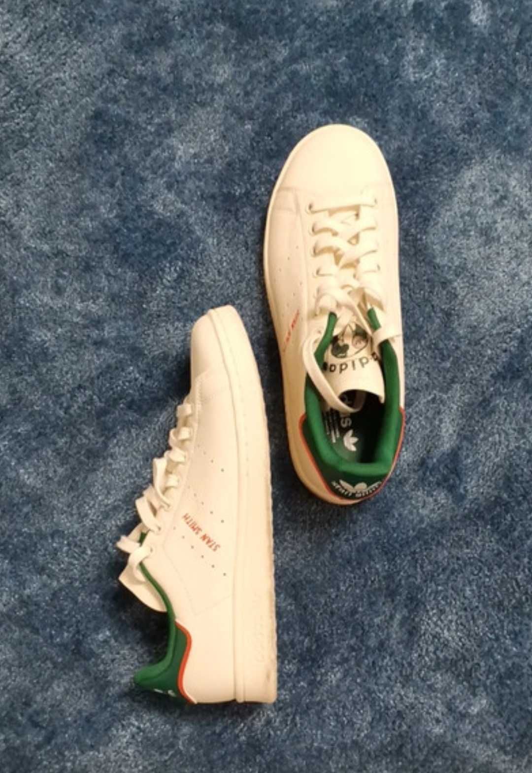 Stan Smith verdes e brancos