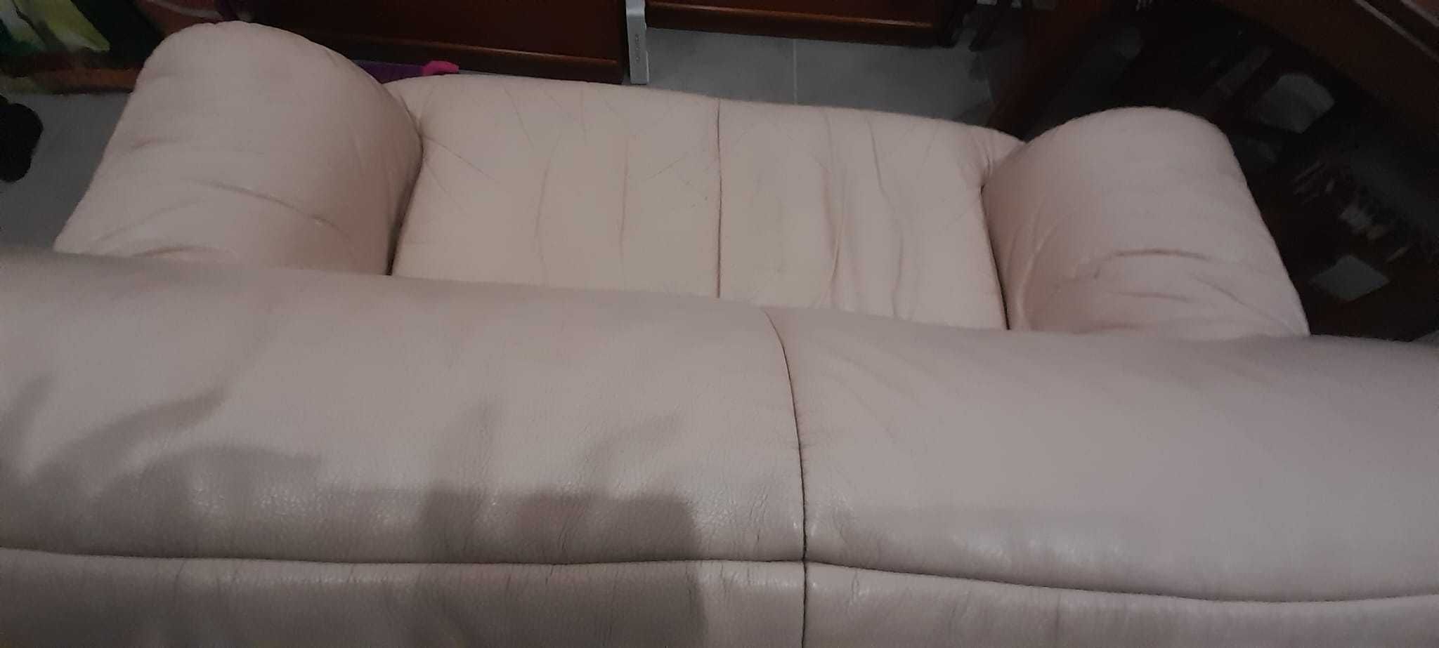 Vendo sofá 2 lugares