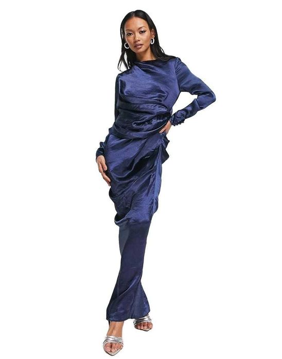 Sukienka wieczorowa maxi drapowana