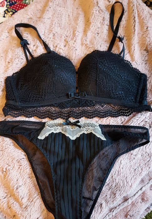 Koszulka nocna czarna. Bielizna, stringi + GRATIS