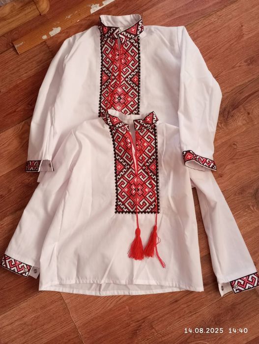 Нарядне плаття для дівчинки і вишиванка для хлопчика