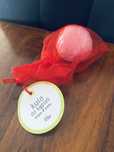 Musująca naturalna kula do kąpieli Celestin argan & zioła, 100g