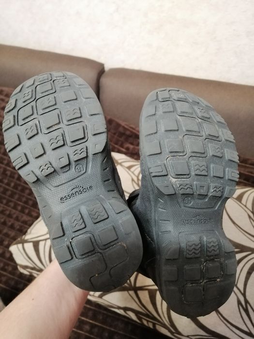 Взуття Quechua чоботи зимові термо, водонепроникні  31 р.