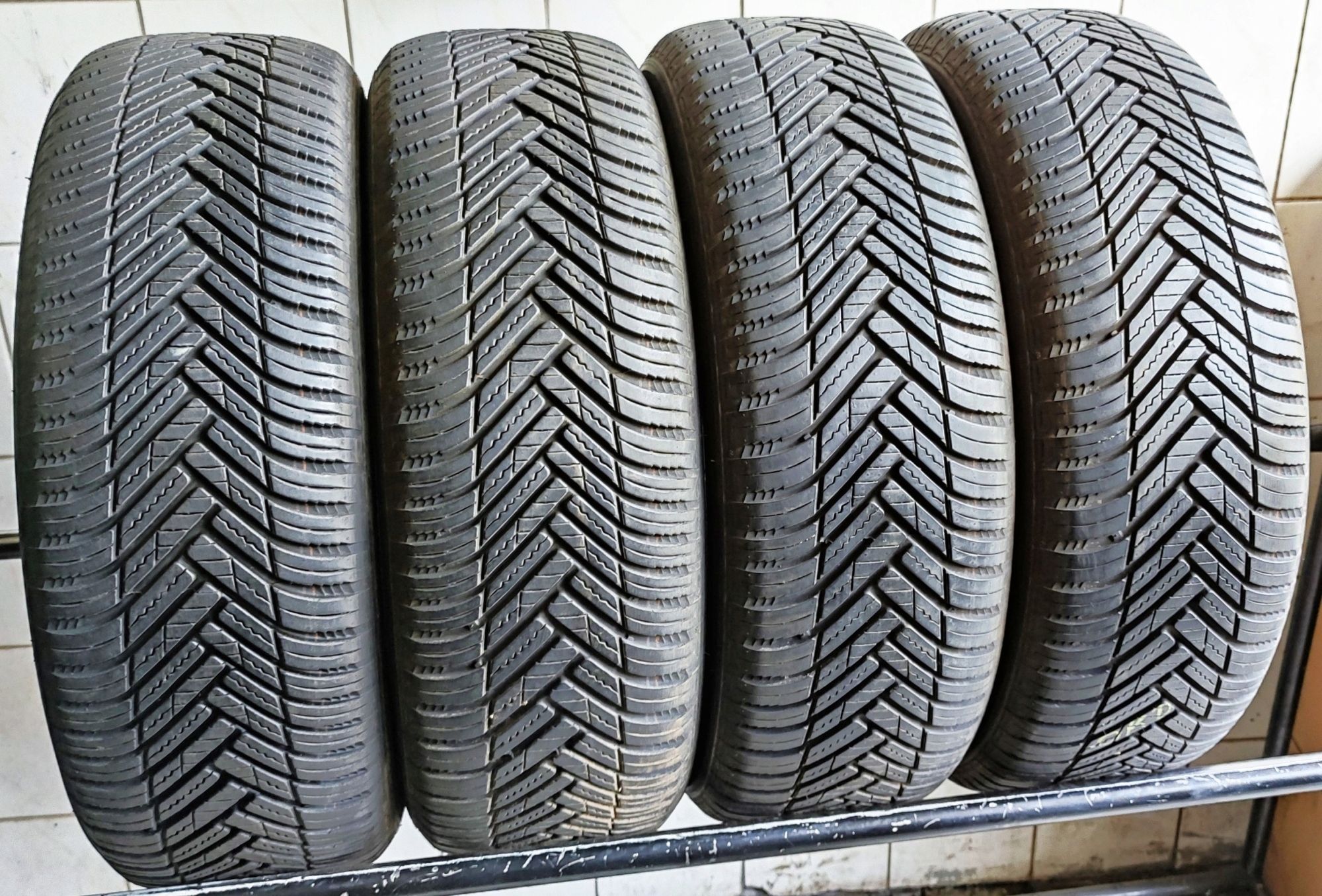 Opony 195/60/15 Hankook 6,65mm 2020r 4szt.=700zł C