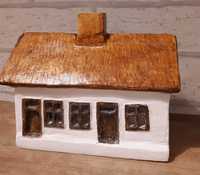 kominek domek z gliny ręcznie robiony