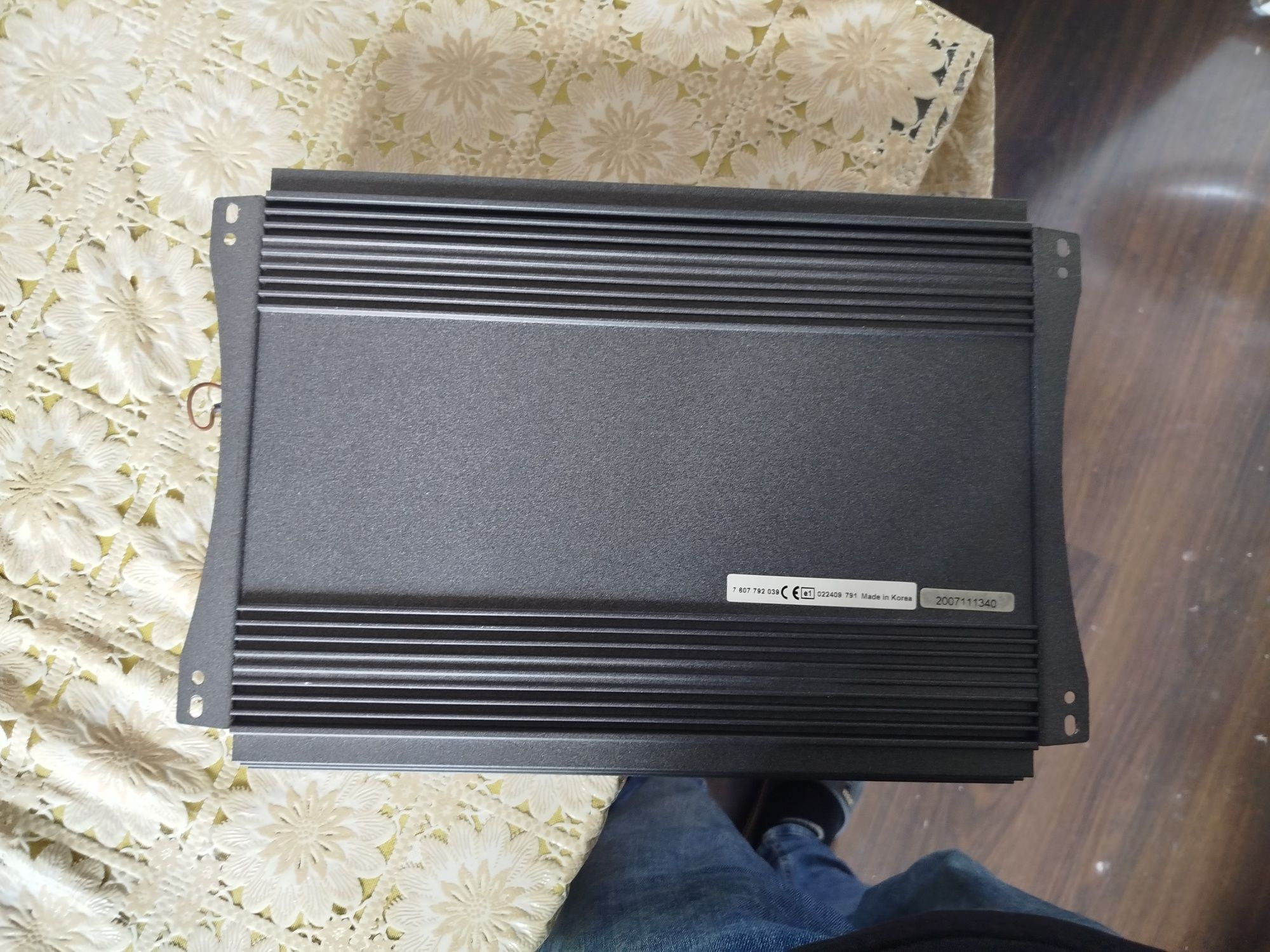 BLUPUNKT GTA 450 Усилитель