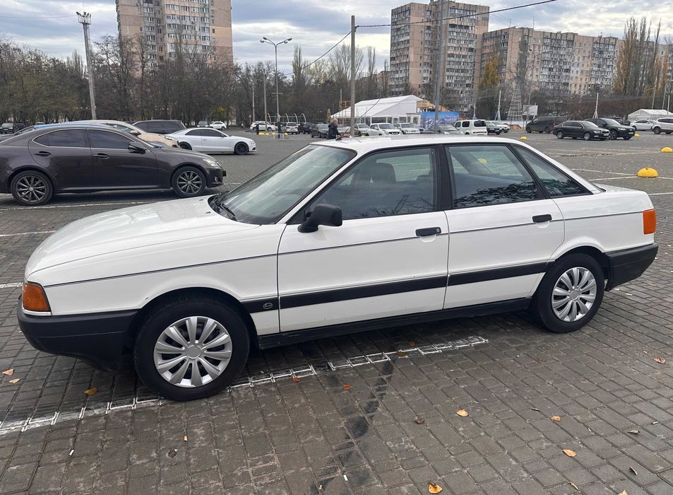 Audi 80 отличное состояние