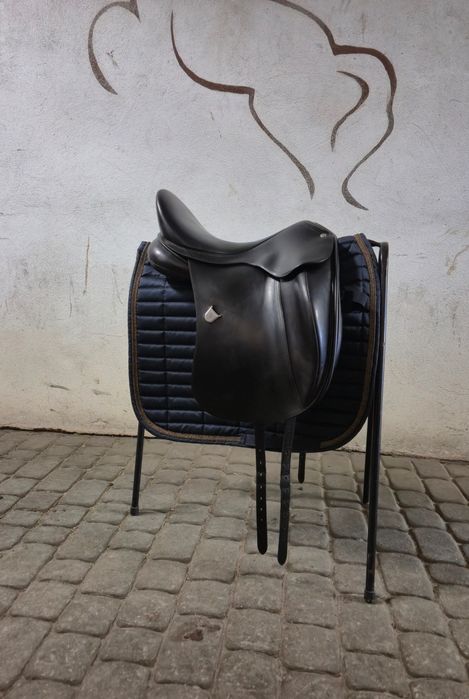 Sprzedam siodło ujeżdżeniowe Bates