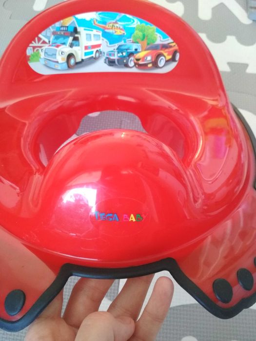 Nakładka na toaletę dla dziecka, czerwona, auta