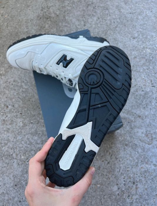 Buty sportowe / sneakersy New Balance 550 unisex 40,5