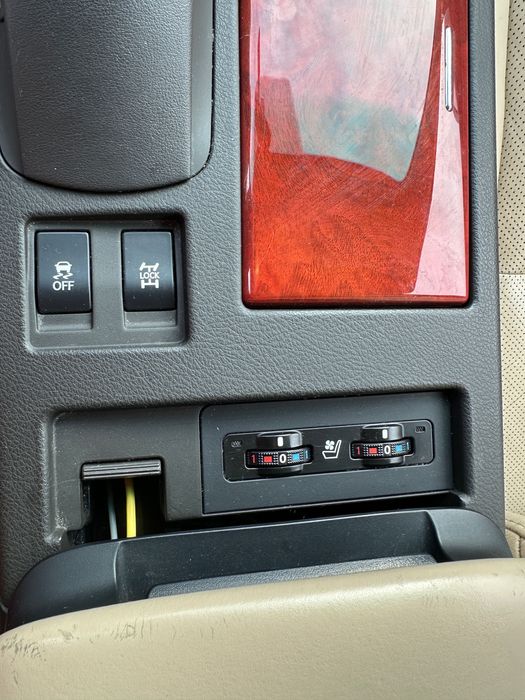 Lexus RX 350, 2009, Mark Levinson, TV