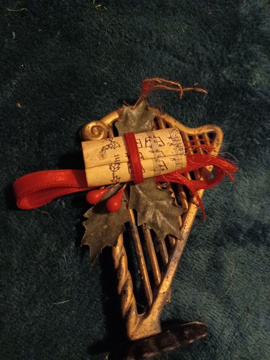 Arpa miniatura natalícia