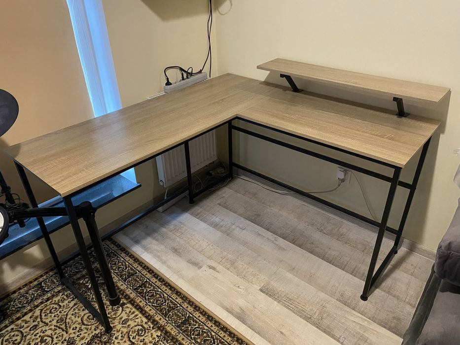 Sprzedam biurko narożne
