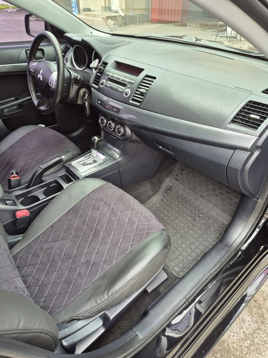 Продам Mitsubishi Lancer
