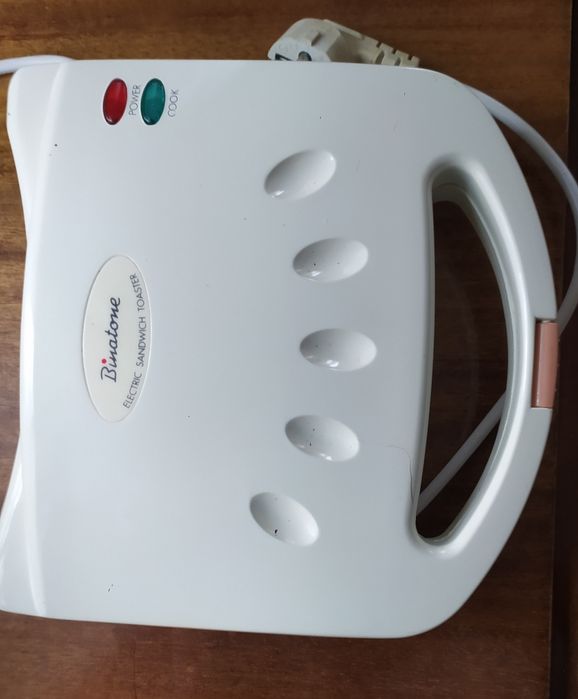 Продам бутербродницу