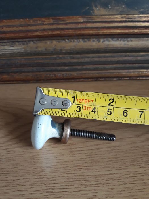 Puxador antigo de movél de farmácia