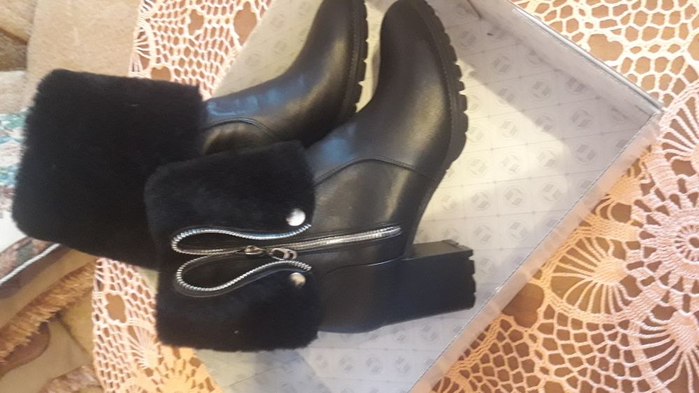 Терміново розпродаж ! Чобітки,ботинки 2 в 1) 40,41