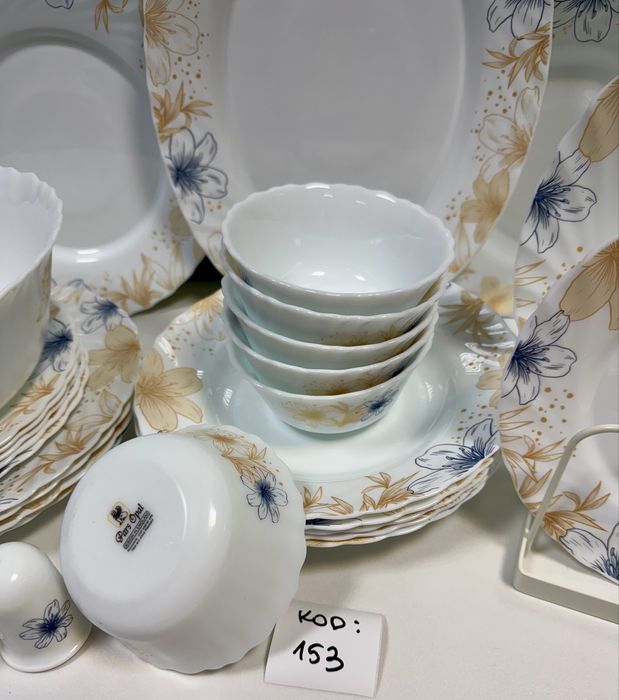 Zestaw obiadowy na 6 osób.28el. zastawa stołowa. Nowy