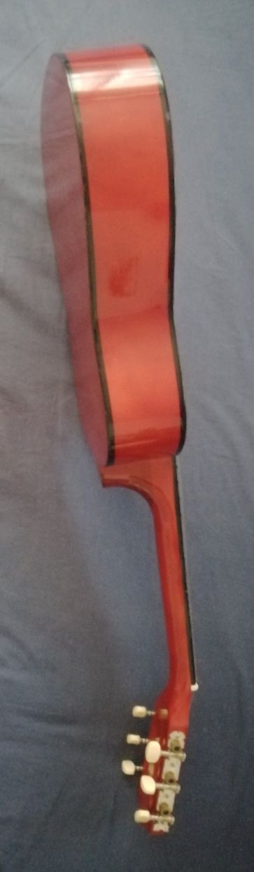 Guitarra clássica para criança