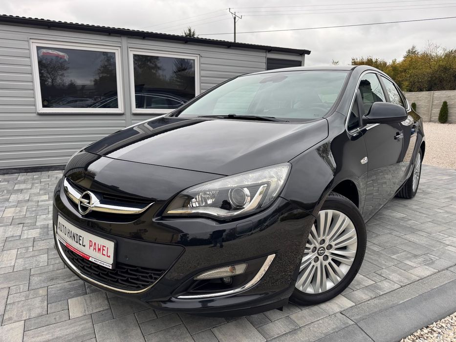 Opel Astra Navi Cosmo serwisowany bezwypadkowy