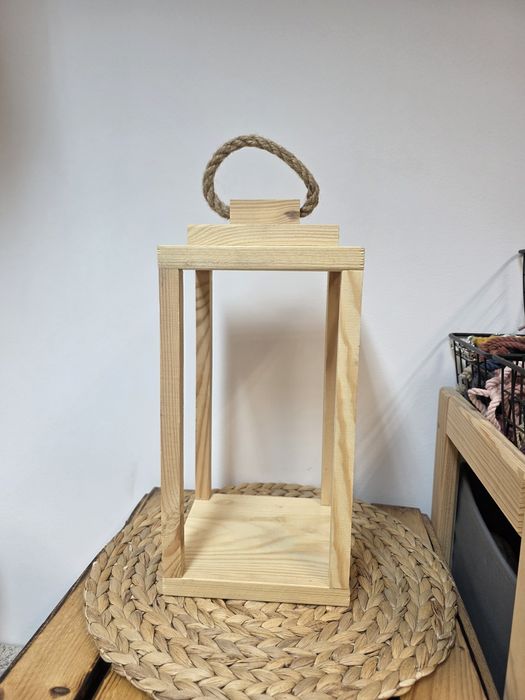 Lampion drewniany surowy duży