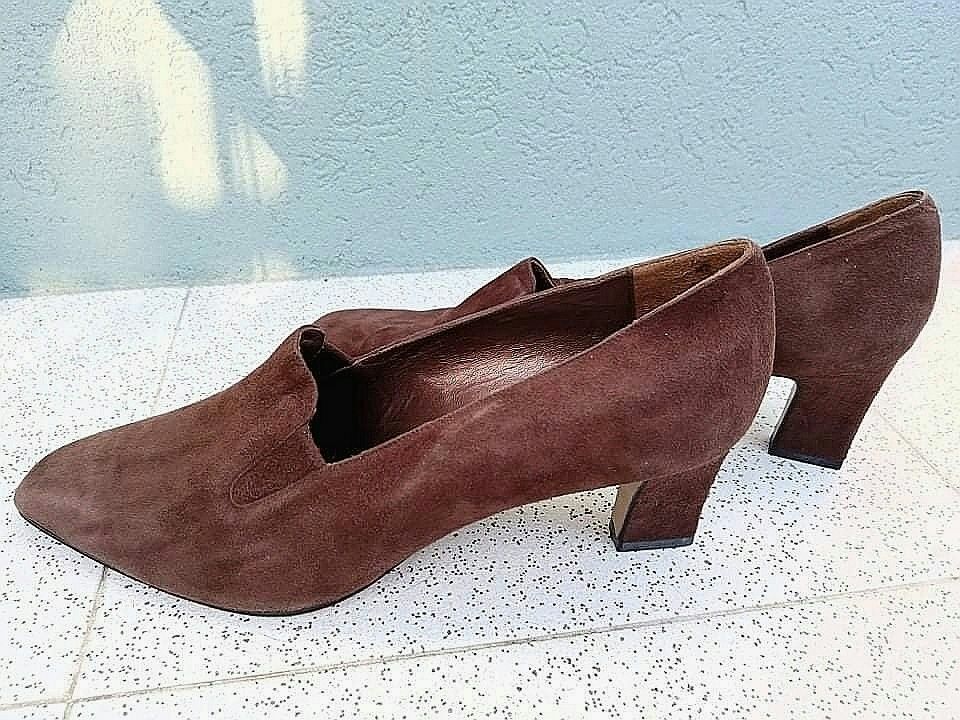 Sapatos de camurça 39