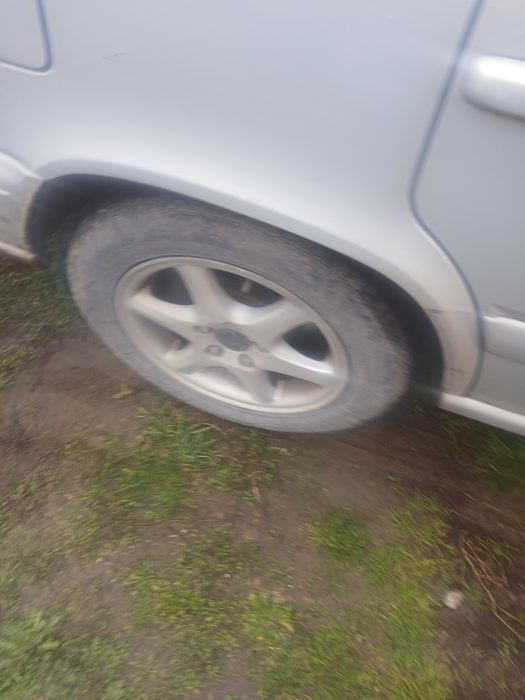 Авто находу сів поїхав